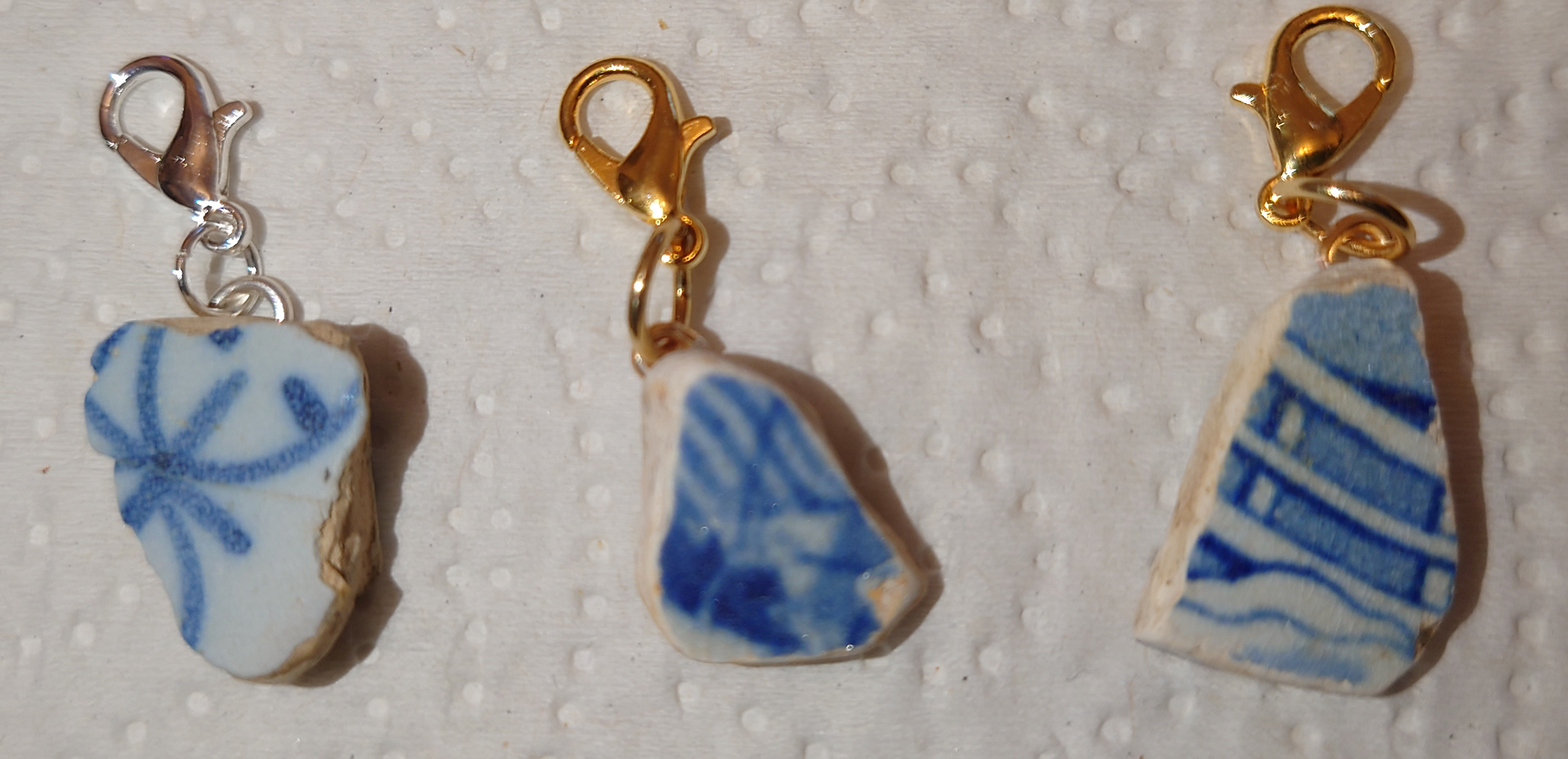 Small ceramic charm - random blue/white photo