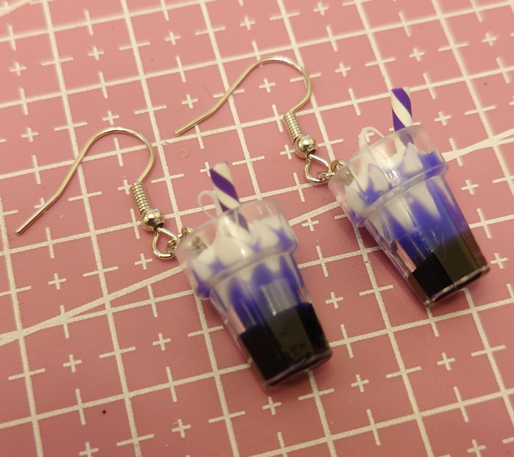 Milkshake earrings photo